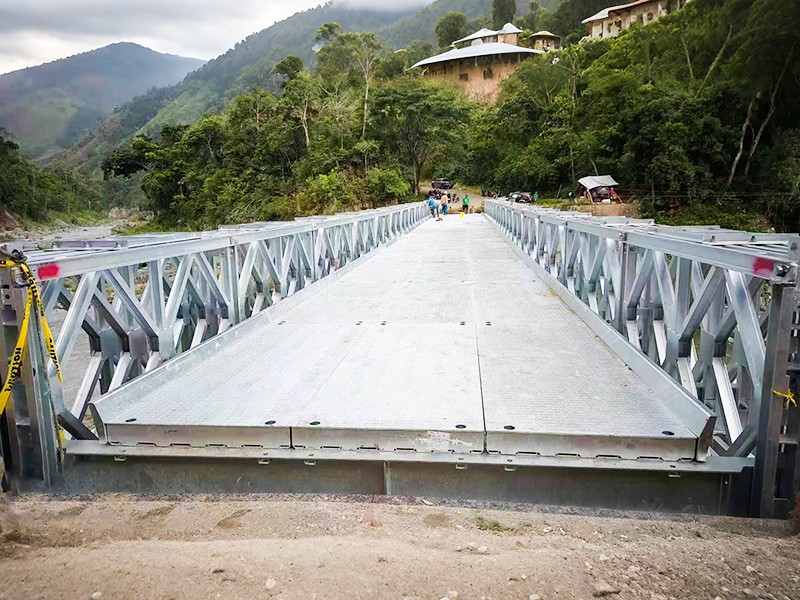 CB 100 Bailey Bridge kétsoros egyrétegű egyedi horganyzott Bailey híd